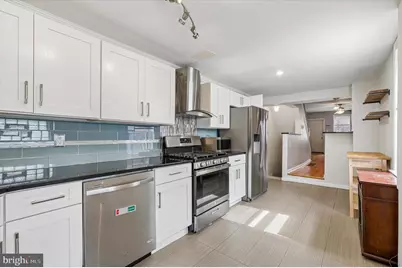 2042 E Huntingdon Street, Philadelphia, PA 19125 - Photo 16