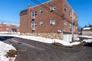 8113 Ferndale St, Philadelphia, PA 19111 - Photo 2