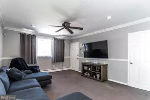 8113 Ferndale St, Philadelphia, PA 19111 - Photo 4