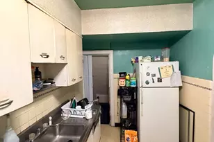 634 Marlyn Rd, Philadelphia, PA 19151 - Photo 4