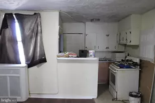 4463 Hurley St, Philadelphia, PA 19120 - Photo 16