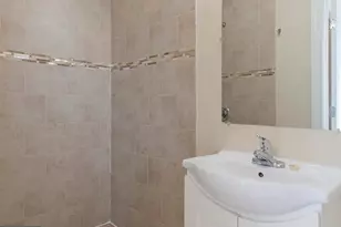 1813 N 18th St, Philadelphia, PA 19121 - Photo 12