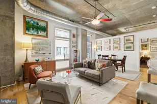 113 N Bread St, Philadelphia, PA 19106 - Photo 4