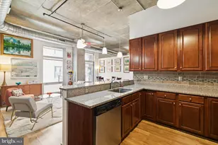 113 N Bread St, Philadelphia, PA 19106 - Photo 14