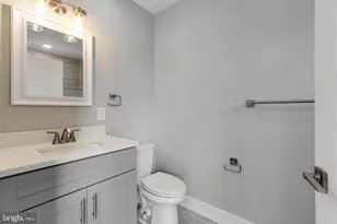 419 W Cumberland St, Philadelphia, PA 19133 - Photo 14