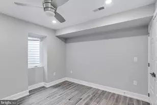 902 W Susquehanna Ave, Philadelphia, PA 19122 - Photo 14