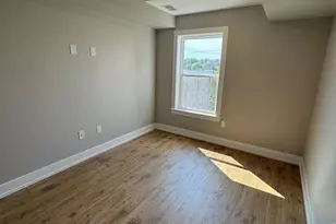 2402 N 2nd St, Philadelphia, PA 19133 - Photo 10