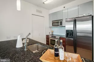 2101 Market St, Philadelphia, PA 19103 - Photo 22