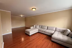 2427 Tremont St, Philadelphia, PA 19115 - Photo 2