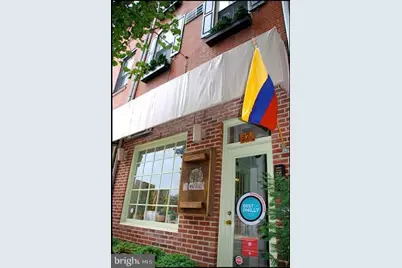 328 S 17th Street #3R, Philadelphia, PA 19103 - Photo 1