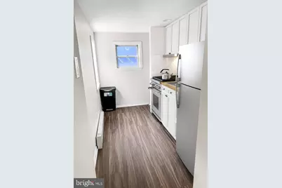 328 S 17th Street #3R, Philadelphia, PA 19103 - Photo 2