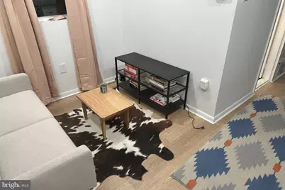 1018 Pine Street #2R, Philadelphia, PA 19107 - Photo 2