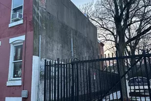 1316 S 31st St, Philadelphia, PA 19146 - Photo 2