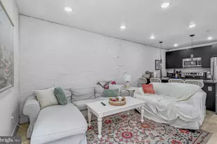 2132 Pine St, Philadelphia, PA 19103 - Photo 6