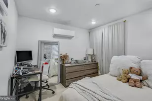 2132 Pine St, Philadelphia, PA 19103 - Photo 16