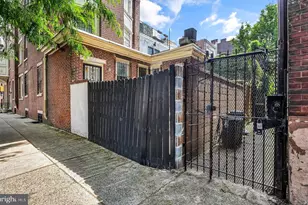 2132 Pine St, Philadelphia, PA 19103 - Photo 28