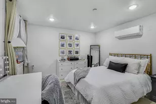 2132 Pine St, Philadelphia, PA 19103 - Photo 22