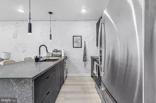 2132 Pine St, Philadelphia, PA 19103 - Photo 2