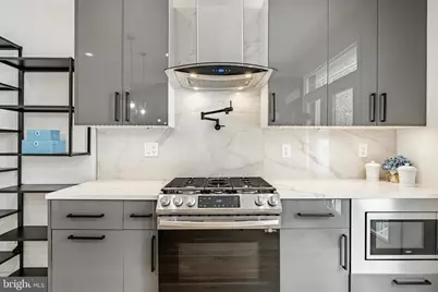 2117 Fernon Street, Philadelphia, PA 19145 - Photo 8