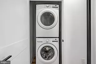 2117 Fernon St, Philadelphia, PA 19145 - Photo 24