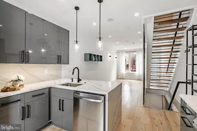 2117 Fernon Street, Philadelphia, PA 19145 - Photo 10