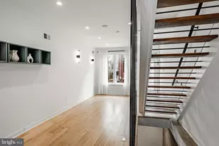 2117 Fernon St, Philadelphia, PA 19145 - Photo 4