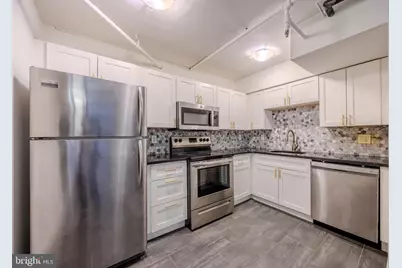 50 N Front Street #104, Philadelphia, PA 19106 - Photo 24