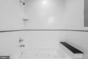 2447 Montrose St, Philadelphia, PA 19146 - Photo 18