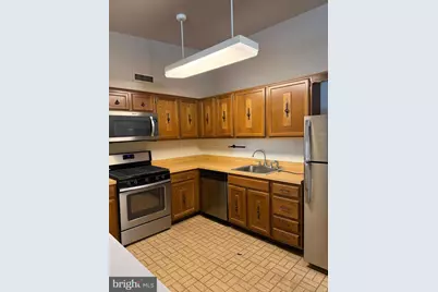 67203 Delaire Landing Road #203, Philadelphia, PA 19114 - Photo 4