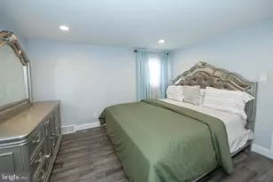 2849 Welsh Rd, Philadelphia, PA 19152 - Photo 14