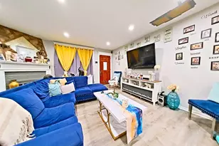 5226 Akron St, Philadelphia, PA 19124 - Photo 4