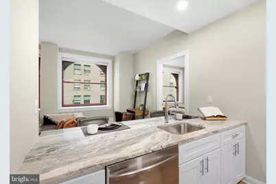 1420 Chestnut Street #505, Philadelphia, PA 19102 - Photo 14