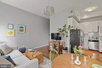 729 S 12th Street #200, Philadelphia, PA 19147 - Photo 2