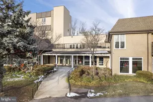 7040 Oxford Ave, Philadelphia, PA 19111 - Photo 16