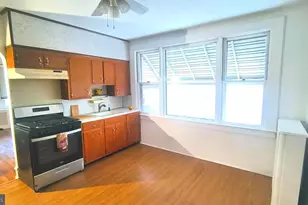 7330 Palmetto St, Philadelphia, PA 19111 - Photo 12