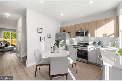 1308 22nd Street #B, Philadelphia, PA 19106 - Photo 2