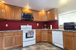 6917 Tulip St, Philadelphia, PA 19135 - Photo 10