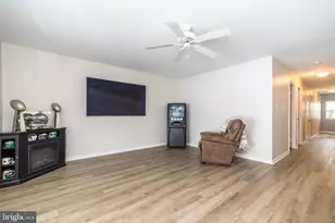 9913 Crestmont Ave, Philadelphia, PA 19114 - Photo 22