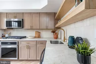 2326 Greenwich St, Philadelphia, PA 19146 - Photo 10