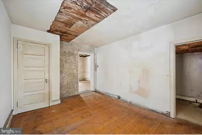 264 W Washington Lane, Philadelphia, PA 19144 - Photo 10