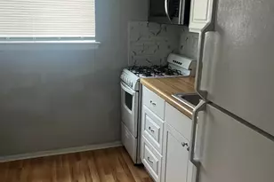 7837 Dungan Rd, Philadelphia, PA 19111 - Photo 4