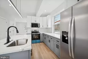 214 W Cumberland St, Philadelphia, PA 19133 - Photo 4