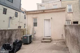 621 N 35th St, Philadelphia, PA 19104 - Photo 14