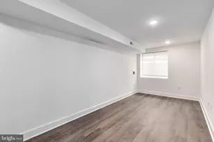 927 N 42nd St, Philadelphia, PA 19104 - Photo 14