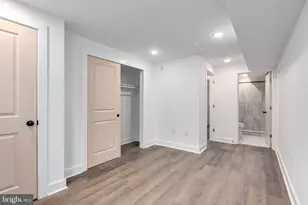 927 N 42nd St, Philadelphia, PA 19104 - Photo 10