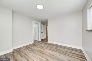 7040 Oxford Ave, Philadelphia, PA 19111 - Photo 10