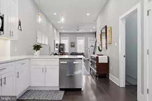 2526 Christian St, Philadelphia, PA 19146 - Photo 10