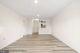 7040 Oxford Ave, Philadelphia, PA 19111 - Photo 34