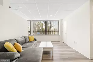 7040 Oxford Ave, Philadelphia, PA 19111 - Photo 26