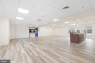 7040 Oxford Ave, Philadelphia, PA 19111 - Photo 12